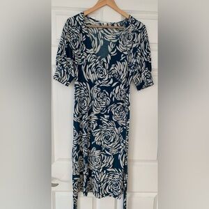 Lovely Banana Republic jersey knit dress